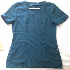 Urbane Ultimate scrub set